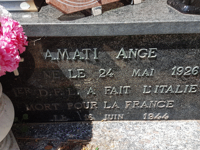 Tombe deAMATI Ange à <a HREF=fotom2l.php?necro=479>  <U>Ajaccio (CarrÃ© militaire du cimetiÃ¨re marin nouveau)</U> </A> 