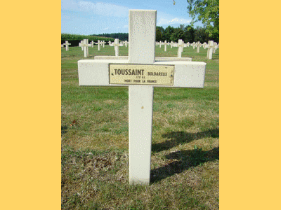 Tombe deBALDERELLI Ours Toussaint à <a HREF=fotom2l.php?necro=202>  <U>Esnes-en-Argonne (NÃ©cropole nationale)</U> </A> 207