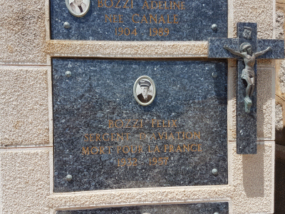 Tombe deBOZZI F&eacute;lix à <a HREF=fotom2l.php?necro=479>  <U>Ajaccio (CarrÃ© militaire du cimetiÃ¨re marin nouveau)</U> </A> 