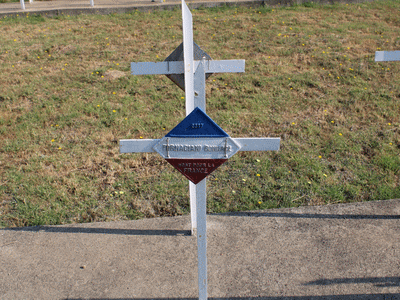 Tombe deFORNACCIARI Boniface à <a HREF=fotom2l.php?necro=415>  <U>BITOLA (CimetiÃ¨re militaire franÃ§ais)</U> </A> 2317