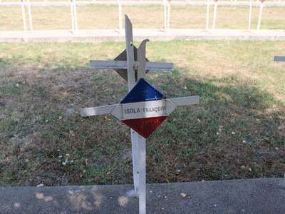 Tombe deISOLA François à <a HREF=fotom2l.php?necro=415>  <U>BITOLA (CimetiÃ¨re militaire franÃ§ais)</U> </A> 3943