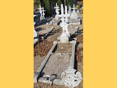 Tombe deISTRIA Toussaint à <a HREF=fotom2l.php?necro=457>  <U>Saint-Cloud (CarrÃ© militaire du cimetiÃ¨re)</U> </A> Carr&eacute; H Tombe 3