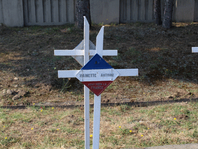 Tombe deMAINETTI Antoine Toussaint à <a HREF=fotom2l.php?necro=415>  <U>BITOLA (CimetiÃ¨re militaire franÃ§ais)</U> </A> 334