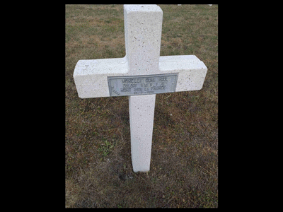 Tombe deMORELLI Ours Paul Astolphe à <a HREF=fotom2l.php?necro=68>  <U>Dompierre-Becquincourt (NÃ©cropole nationale)</U> </A> 3088