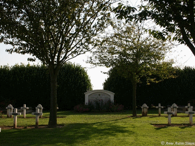 Tombe dePITTILLONI Pascal à <a HREF=fotom2l.php?necro=68>  <U>Dompierre-Becquincourt (NÃ©cropole nationale)</U> </A> Ossuaire