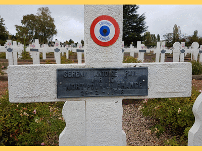 Tombe deSERENI Antoine Paul à <a HREF=fotom2l.php?necro=350>  <U>DijonÂ (CarrÃ© militaire du cimetiÃ¨re des PÃ©joces)</U> </A> Carr&eacute; SN  Tombe 87