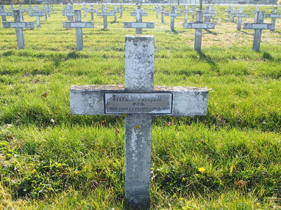 Tombe deSTEFANI François Xavier à <a HREF=fotom2l.php?necro=246>  <U>Villeurbanne (NÃ©cropole Nationale 'La DOUA')</U> </A> B-15-48