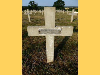 Tombe deLAURENTI Jean Emmanuel à <a HREF=fotom2l.php?necro=15>  <U>MÃ©nil-sur-Belvitte (NÃ©cropole Nationale)</U> </A> 66