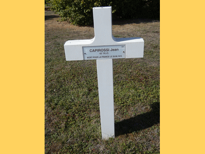 Tombe deCAPIROSSI Jean Laurent à <a HREF=fotom2l.php?necro=212>  <U>Souain-Perthes-lÃ¨s-Hurlus (NÃ©cropole nationale La CrouÃ©e)</U> </A> 8819