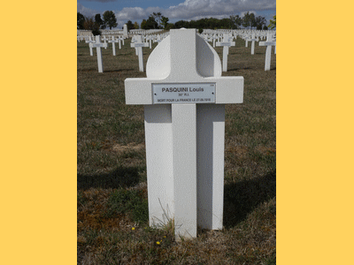 Tombe dePASQUINI Louis à <a HREF=fotom2l.php?necro=212>  <U>Souain-Perthes-lÃ¨s-Hurlus (NÃ©cropole nationale La CrouÃ©e)</U> </A> 2208