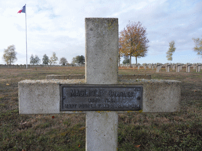 Tombe deMAGLIOLI Charles Baptiste à <a HREF=fotom2l.php?necro=260>  <U>Jonchery sur Suippes (NÃ©cropole militaire)</U> </A> 1753