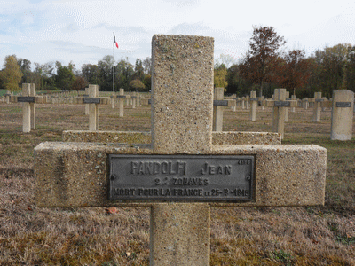 Tombe dePANDOLFI Jean Paul à <a HREF=fotom2l.php?necro=260>  <U>Jonchery sur Suippes (NÃ©cropole militaire)</U> </A> 4198