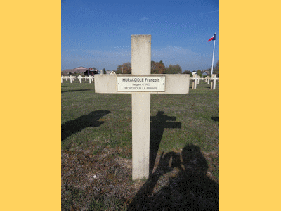 Tombe deMURACCIOLI François  à <a HREF=fotom2l.php?necro=269>  <U>Somme-Suippe (NÃ©cropole Nationale)</U> </A> 1856