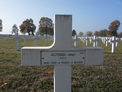 Tombe deALFONSI Jean à <a HREF=fotom2l.php?necro=27>  <U>Suippes(La Ferme de )</U> </A> 14/18 Ã¢â¬â 1122