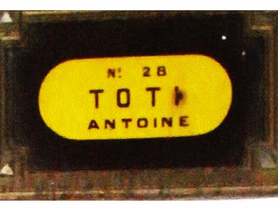 Tombe deTOTTI Lucien  à <a HREF=fotom2l.php?necro=386>  <U>Marseille (Crypte du cimetiÃ¨re Saint-Pierre)</U> </A> 28