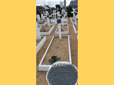 Tombe deALBERTINI Jean Jean à <a HREF=fotom2l.php?necro=566>  <U>Ancenis (carrÃ© militaire du cimetiÃ¨re communal)</U> </A> Carr&eacute; B