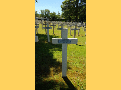 Tombe deALSATI Jean à <a HREF=fotom2l.php?necro=266>  <U>Reims (CarrÃ© militaire du cimetiÃ¨re communal Ouest)</U> </A> 19