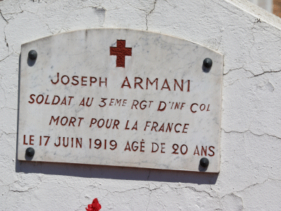 Tombe deARMANI Joseph à <a HREF=fotom2l.php?necro=577>  <U>Caluire-et-Cuire  (carrÃ© militaire du cimetiÃ¨re communal)</U> </A> 11