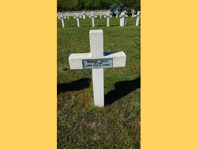 Tombe deFOURCADE Georges Jean Eugène Louis à <a HREF=fotom2l.php?necro=218>  <U>Sillery (NÃ©cropole nationale)</U> </A> 628