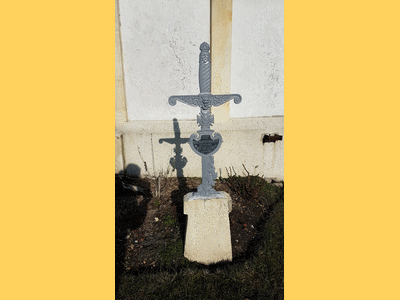 Tombe deGHERARDI Ours Martin  à <a HREF=fotom2l.php?necro=475>  <U>Rouen (CarrÃ© militaire du CimetiÃ¨re Saint-Sever )</U> </A> Carr&eacute; M  rang 1  Tombe 18