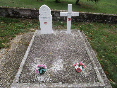 Tombe deMATTEI Pierre à <a HREF=fotom2l.php?necro=382>  <U>Crosey-le-Petit (CarrÃ© Militaire du CimetiÃ¨re)</U> </A> 