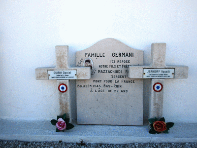 Tombe deMAZZACHIODI Fran&ccedil;ois à <a HREF=fotom2l.php?necro=397>  <U>La Seyne-sur-Mer ( CarrÃ© militaire allÃ©e 35 cimetiÃ¨re communal)</U> </A> 