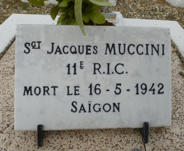 Tombe deMUCCINI Jacques Mathieu à <a HREF=fotom2l.php?necro=581>  <U>Montauban (carrÃ© militaire du cimetiÃ¨re communal)</U> </A> 