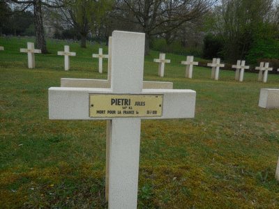 Tombe dePIETRI Jules César à <a HREF=fotom2l.php?necro=38>  <U>Dormans (NÃ©cropole Nationale)</U> </A> 1030