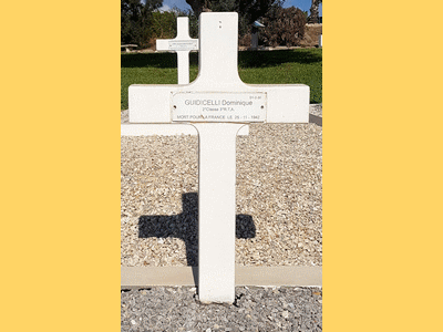 Tombe deGUIDICELLI Dominique à <a HREF=fotom2l.php?necro=514>  <U>MASA (CimetiÃ¨re militaire de GAMMARTH)</U> </A> Carr&eacute; D1  Rang 2  Tombe 30