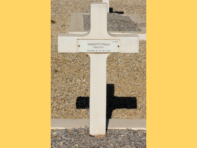 Tombe deMARIOTTI Pierre à <a HREF=fotom2l.php?necro=514>  <U>MASA (CimetiÃ¨re militaire de GAMMARTH)</U> </A> Carr&eacute; D1 Rang 6 Tombe 29