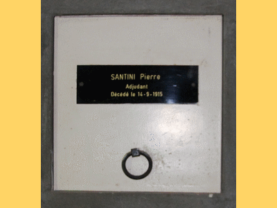 Tombe deSANTINI Pierre à <a HREF=fotom2l.php?necro=514>  <U>MASA (CimetiÃ¨re militaire de GAMMARTH)</U> </A> Carr&eacute; 7  rang 1  niche 3