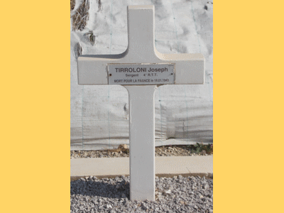 Tombe deTIRROLONI Joseph à <a HREF=fotom2l.php?necro=514>  <U>MASA (CimetiÃ¨re militaire de GAMMARTH)</U> </A> Carr&eacute; B Rang 2 Tombe 4