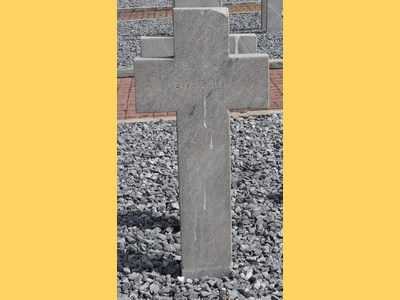 Tombe deGAZANO Jean à <a HREF=fotom2l.php?necro=519>  <U>THESSALONIQUE 
 (CimetiÃ¨re militaire de Zeitenlick  )</U> </A> 4191