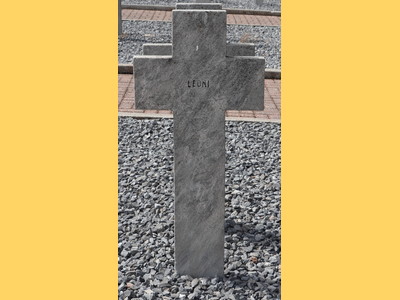 Tombe deLEONI Gregoire à <a HREF=fotom2l.php?necro=519>  <U>THESSALONIQUE 
 (CimetiÃ¨re militaire de Zeitenlick  )</U> </A> 4155