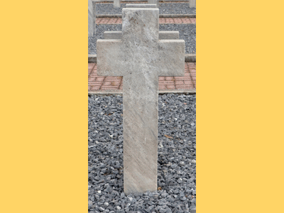 Tombe deLUCIANI François à <a HREF=fotom2l.php?necro=519>  <U>THESSALONIQUE 
 (CimetiÃ¨re militaire de Zeitenlick  )</U> </A> 5960