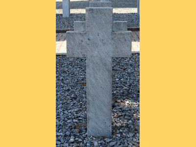 Tombe deMUZZI Jean à <a HREF=fotom2l.php?necro=519>  <U>THESSALONIQUE 
 (CimetiÃ¨re militaire de Zeitenlick  )</U> </A> 1855