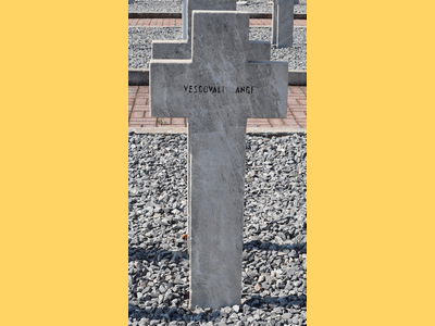 Tombe deVESCOVALI Ange François à <a HREF=fotom2l.php?necro=519>  <U>THESSALONIQUE 
 (CimetiÃ¨re militaire de Zeitenlick  )</U> </A> 5217