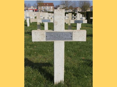 Tombe deCANCELLIERI Vital Dominique à <a HREF=fotom2l.php?necro=249>  <U>Chalons en Champagne(CarrÃ© militaire du cimetiÃ¨re communal de l'EST)</U> </A> 628