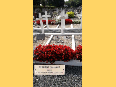 Tombe deCESARINI Toussaint Roch à <a HREF=fotom2l.php?necro=573>  <U>Cambo-les-bains (carrÃ© militaire du cimetiÃ¨re communal)</U> </A> Rang 21  tombe 14