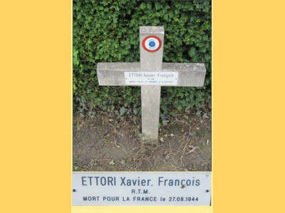 Tombe deETTORI Xavier Fran&ccedil;ois à <a HREF=fotom2l.php?necro=436>  <U>Pantin (CarÃ© militaire du cimetiÃ¨re parisien)</U> </A> Carr&eacute; 6 bis Rang Ouest Tombe 11