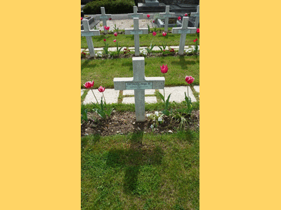 Tombe deFATTACCIOLI Henri  à <a HREF=fotom2l.php?necro=318>  <U>Annecy (CarrÃ© militaire du CimetiÃ¨re de Loverchy)</U> </A> 37