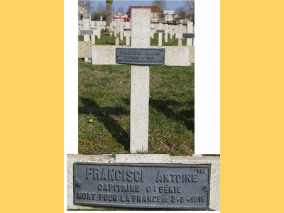 Tombe deFRANCISCI Antoine à <a HREF=fotom2l.php?necro=249>  <U>Chalons en Champagne(CarrÃ© militaire du cimetiÃ¨re communal de l'EST)</U> </A> 694