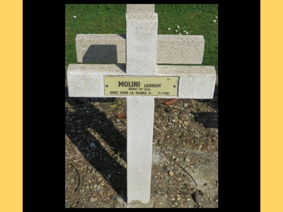 Tombe deMOLINI Laurent à <a HREF=fotom2l.php?necro=75>  <U>Soupir NÂ° 2 (NÃ©cropole nationale)</U> </A> 2350