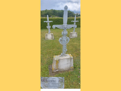 Tombe deORECCHIONI Paul Joseph Anatole à <a HREF=fotom2l.php?necro=498>  <U>Evreux (CarrÃ© militaire "Evreux-Breux")</U> </A> Tombe Crecchoni Paul