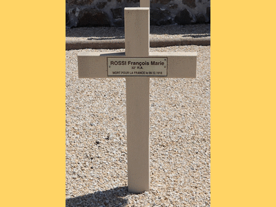 Tombe deROSSI François Marie à <a HREF=fotom2l.php?necro=546>  <U>Sainte-Feyre (CarrÃ© militaire du cimetiÃ¨re communal)</U> </A> 78